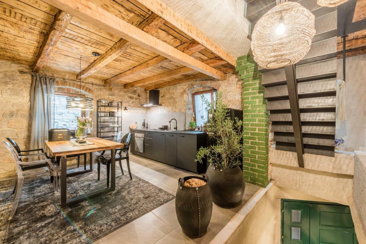 Livo Disno 12 Appartement Split Buitenkant foto
